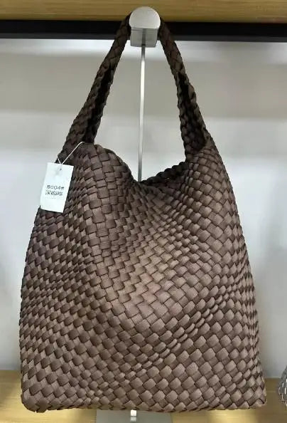 Large Hand-Woven European American Retro Womens Bucket Bag with Magnetic Closure Large Capacity Shoulder Tote Underarm Bag-11