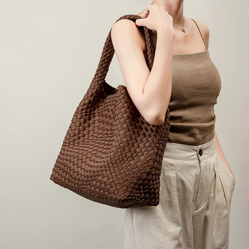 Large Hand-Woven European American Retro Womens Bucket Bag with Magnetic Closure Large Capacity Shoulder Tote Underarm Bag-2