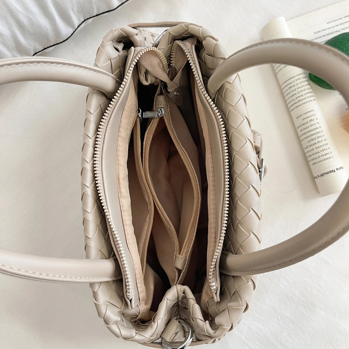 Wholesale PU Leather Woven Handbag Women Large Capacity Shoulder Tote with Adjustable Strap OEM Custom Logo-4